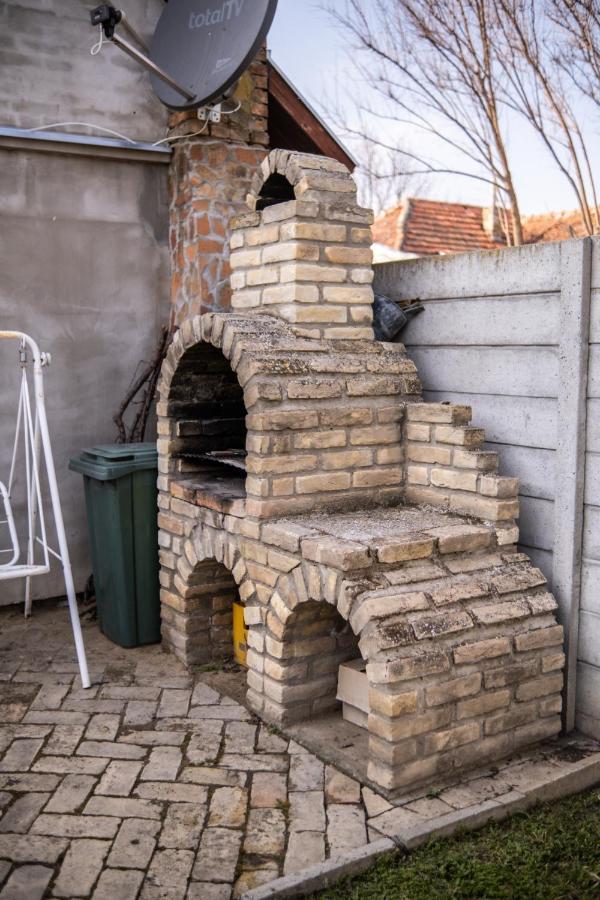 Apartman Bruno Senta 외부 사진